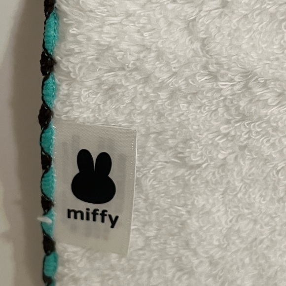 Miffy Hand/Face Towel - Picture 4 of 6